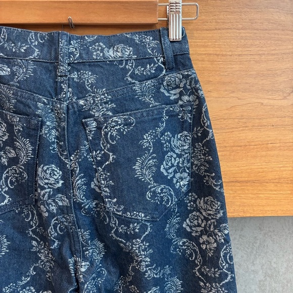 NWT REFORMATION Cynthia Baroque High Rise Straight Long Jeans, Size 23 - Picture 15 of 16